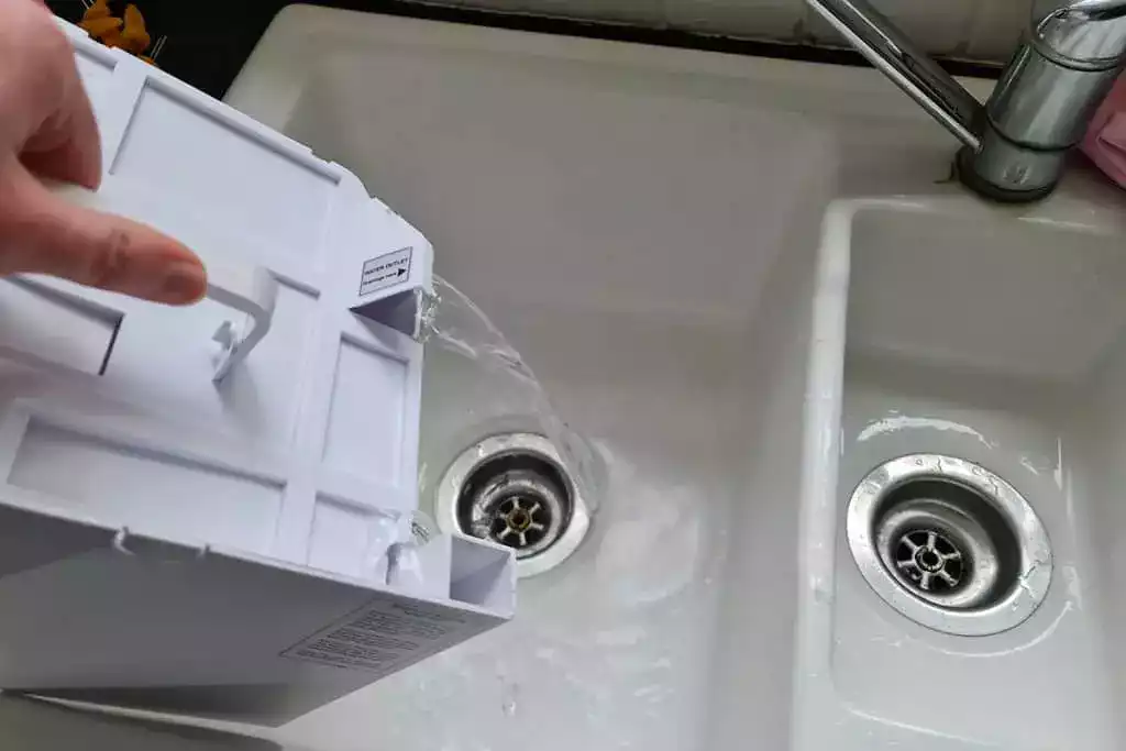 Comment vider le réservoir d’un déshumidificateur ?